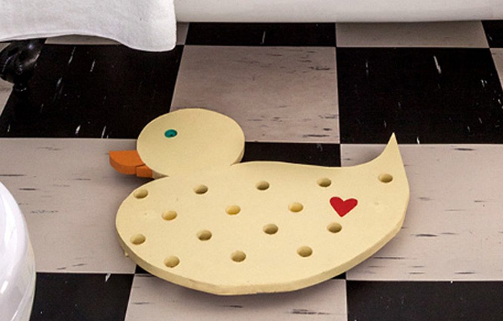 How to make a fun duck-shaped duckboard