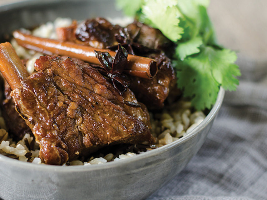 How to make sticky star anise beef short ribs