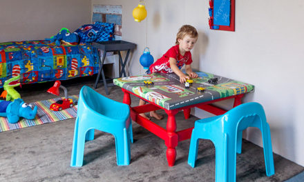 How to transform an old coffee table into a fun play table for kids