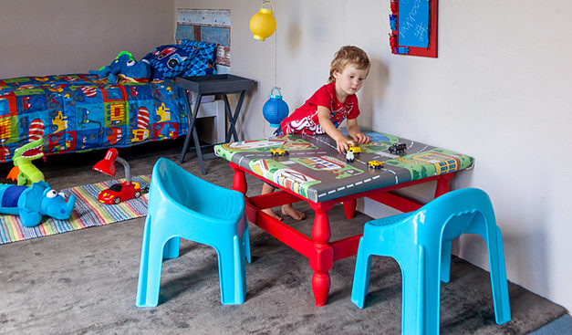 How to transform an old coffee table into a fun play table for kids