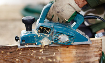 How to use a planer