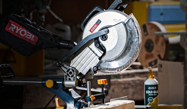 How to choose the right mitre saw