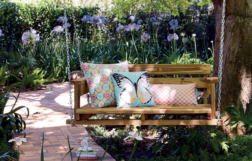 How to make a bench for your patio or garden