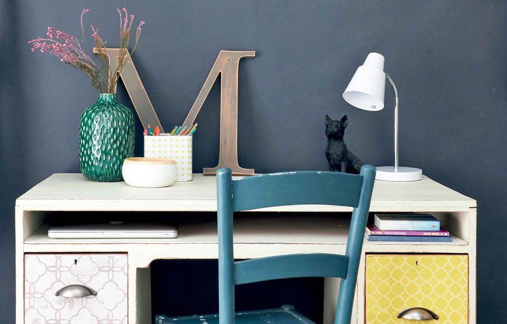 How to give an old desk a Moroccan makeover