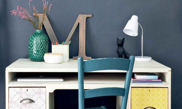 How to give an old desk a Moroccan makeover