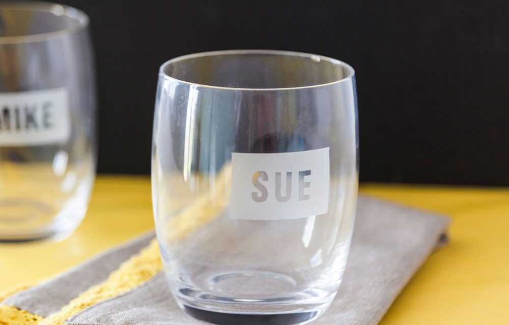 How to personalise drinks glasses
