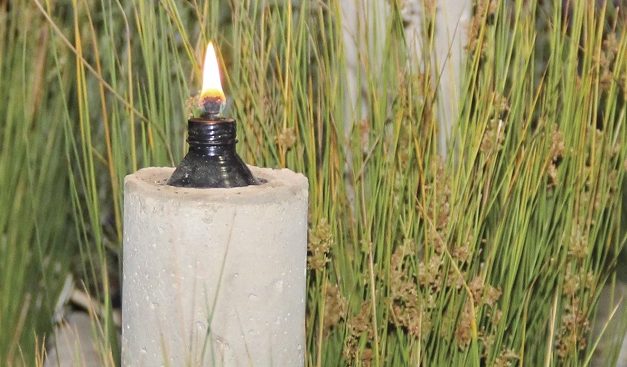 How to build a citronella torch