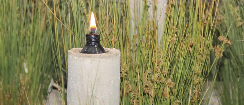 How to build a citronella torch