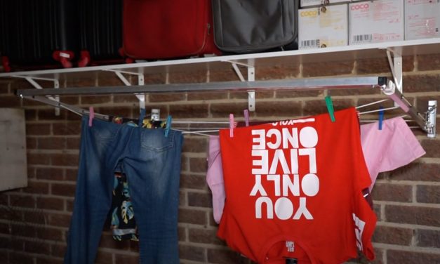 How to install an indoor washing line