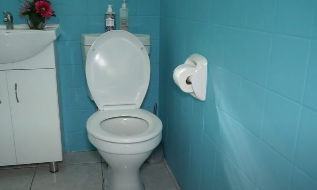 How to replace old toilet cistern