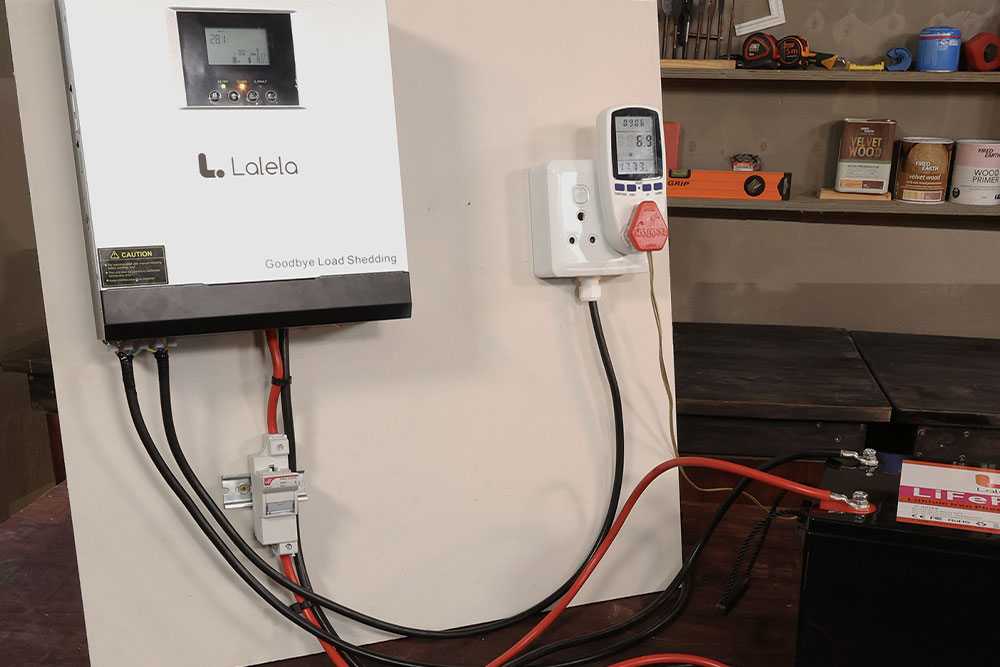 Lalela 3000 Watt Hybrid inverter