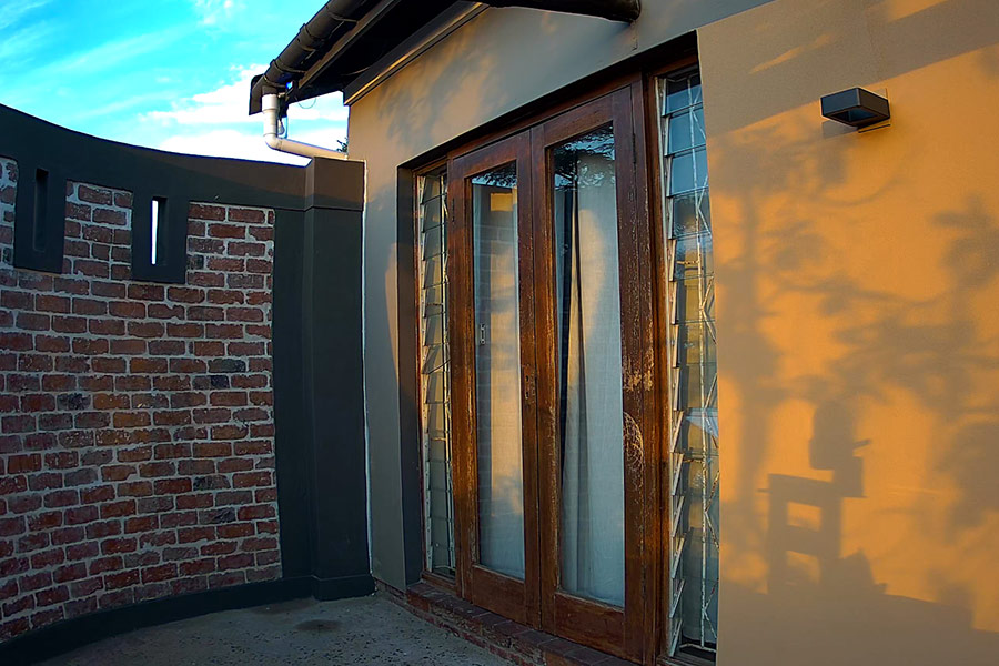 How Light Shapes Exterior Paint
